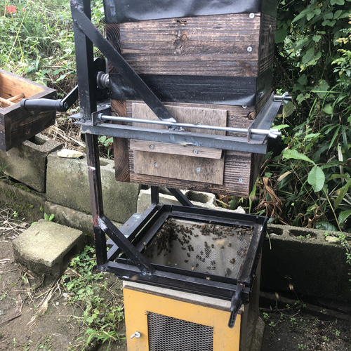 日本蜜蜂 重箱用巣箱台 コンクリート桝 ハウス・小屋 まめしば 通販