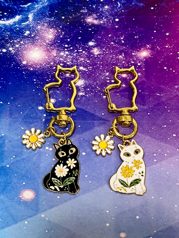 人気❤︎おすすめ【送料無料】♡ フラワーにゃんこのチャーム