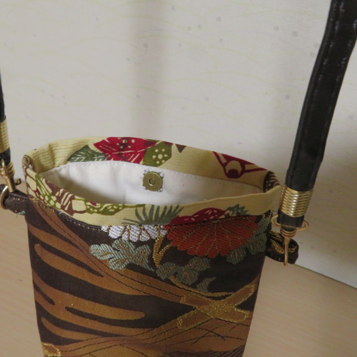 帯リメイクスマホショルダーバック肩掛け スマホポシェット