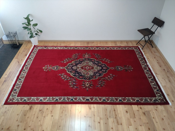 夏キャン40％OFF】ペルシャ絨毯タブリーズ産 赤 ワインレッド 300