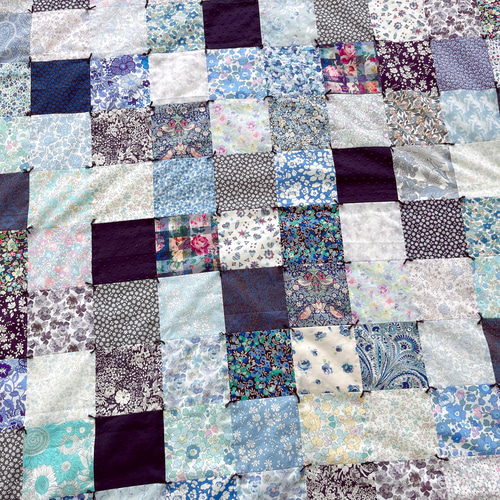 リバティプリントで作ったパッチワークのサマーケット00 ブルー系