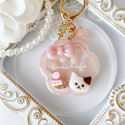 レジン ねこ 肉球 シェイカー シャカシャカ キーホルダー ピンク