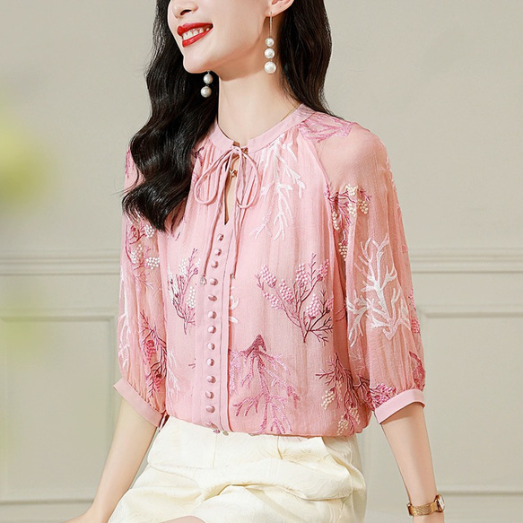 ジョゼットシルク100%】刺繡生地 上品に透けるフェミニンブラウス