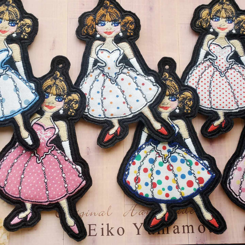 ロラライハリスの刺繍キーホルダー（バッグチャーム）受注制作 その他