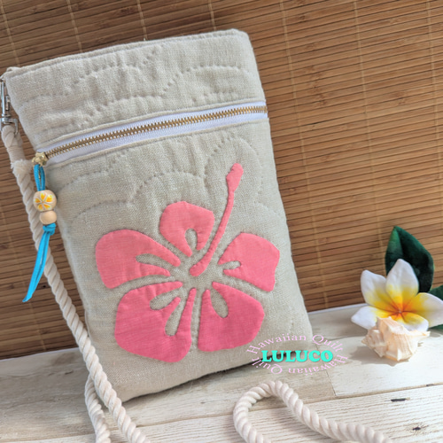 ハワイアンキルト ☆ ショルダーバッグ ☆ サコッシュ ハイビスカス