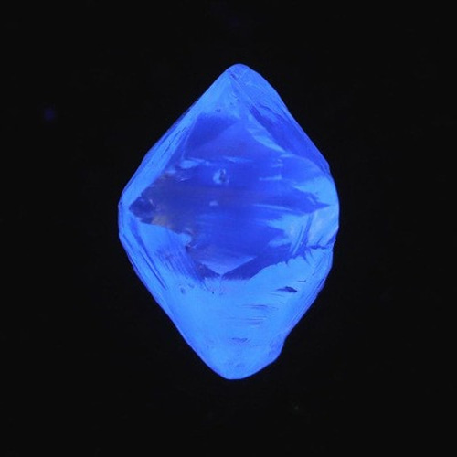 天然ダイヤモンド 原石 ラフ ルース Yellow 八面体 ソーヤブル 0.61ct