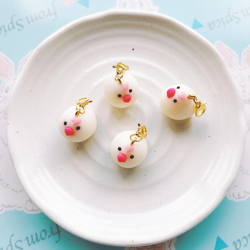 もち白文鳥の和菓子チャーム フェイクスイーツ 樹脂粘土 練り切り