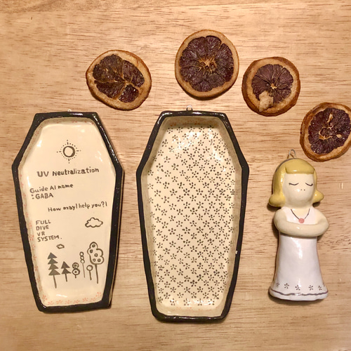 石粉粘土 オブジェ 小物入れ 「森のヴァンパイア」 フリーボックス