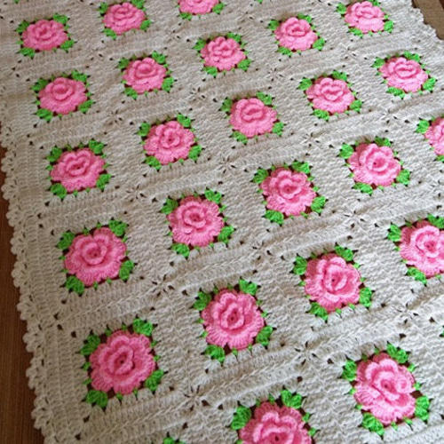 グラニースクエア ブランケット かぎ針編み 薔薇柄 大判 カーペット