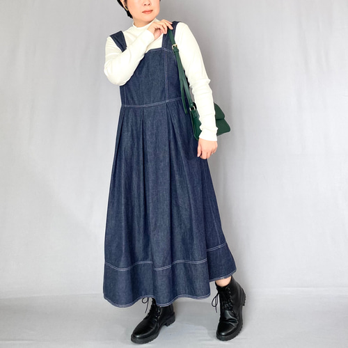 重ね着を楽しむ＊大人レトロなデニムのジャンパースカート〈ネイビー
