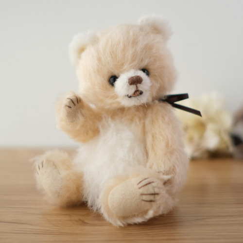 オープンマウスベア クリーム色 ぬいぐるみ TumTumBear 通販 18413652