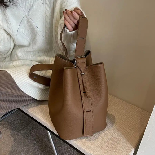 トレンド満載♡3色 バケツ型デザイントートバッグ ショルダー