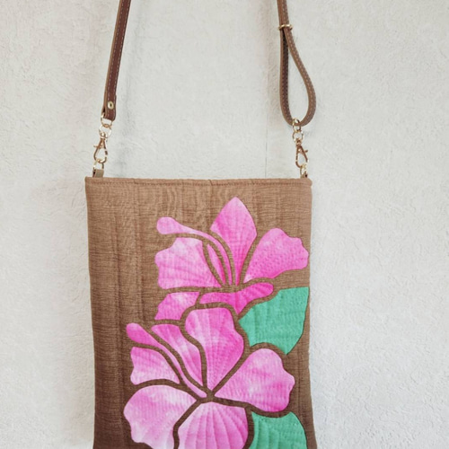 手染めハイビスカスのショルダーバッグ＊ステンドグラス ハワイアン
