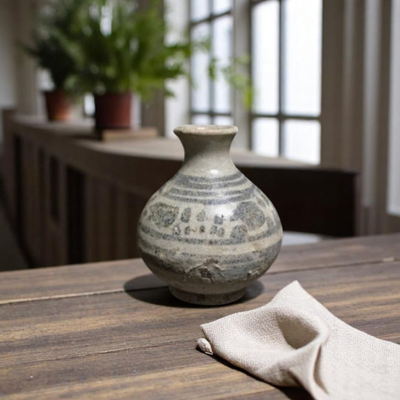 宋胡録（スンコロク）小壷 14〜16世紀 シーサッチャナーライ窯 振出