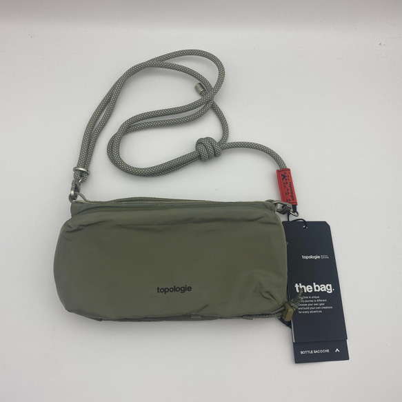 topologieショルダーバッグ ボトルサコッシュ グリーン ストラップ付き