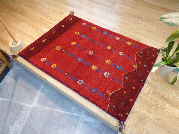 ペルシャ ギャッベ 玄関マット大 ウール 118x85cm 茜色 花 丘 RD2176G