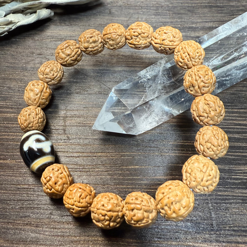 女性の守り神』☆ 緑度母天珠 ☆グリーンターラ☆菩提樹 ブレスレット