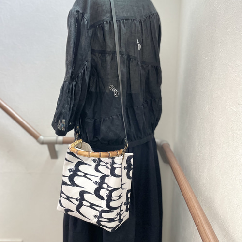 ⚮̈ミナペルホネン hello swallow バンブーバッグ ワンハンドルバッグ