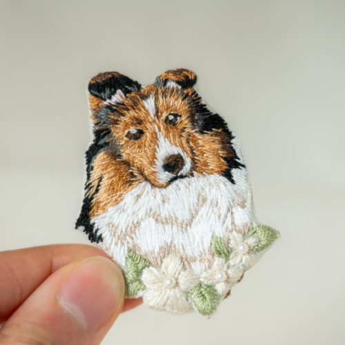 ≪うちの子オーダー2025≫全身の刺繍です｜うちの子刺繍ブローチ