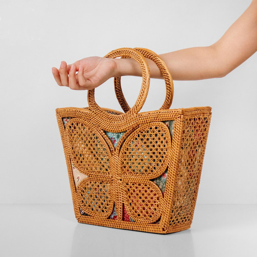 特集掲載【バリ島の職人技☆アタ】カゴバック・バタフライ かごバッグ