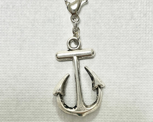 船のいかり（アンカー、錨）の銀色アンティークチャーム その他
