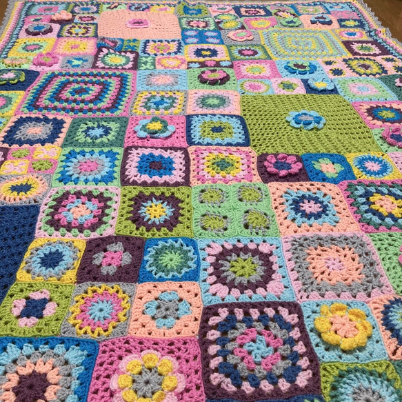 クロシェ かぎ針編み モチーフ ブランケット 北欧 花 編みもの ベッド