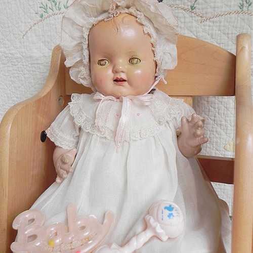 アンティーク、USAコンポジション・ベビードール、ベビーラトル2個の