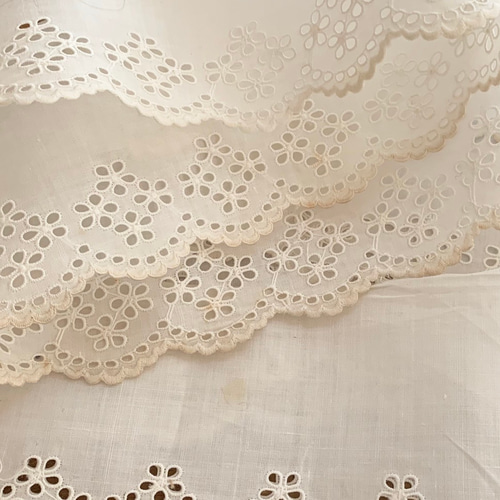 フランスアンティークカットワークレース・お花 98cm レース