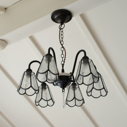 ステンドグラスのシャンデリア six lustre des lumieres (vine lace