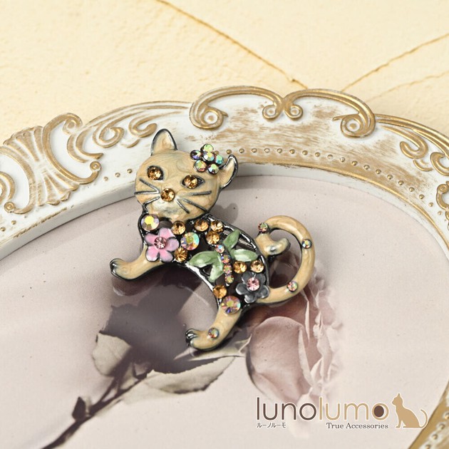 ブローチ レディース 猫 ねこ ネコ 花 とんぼ 可愛い キラキラ ライン