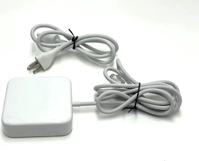 Refurbished: APPLE GENUINE POWER ADAPTER 143W A2290 - WHITE