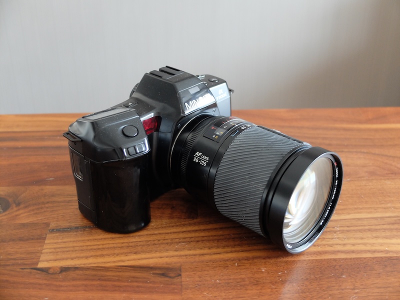Aマウントの高倍率ズーム「AF ZOOM 28-135mm F4-F4.5 22」 – カメトリ