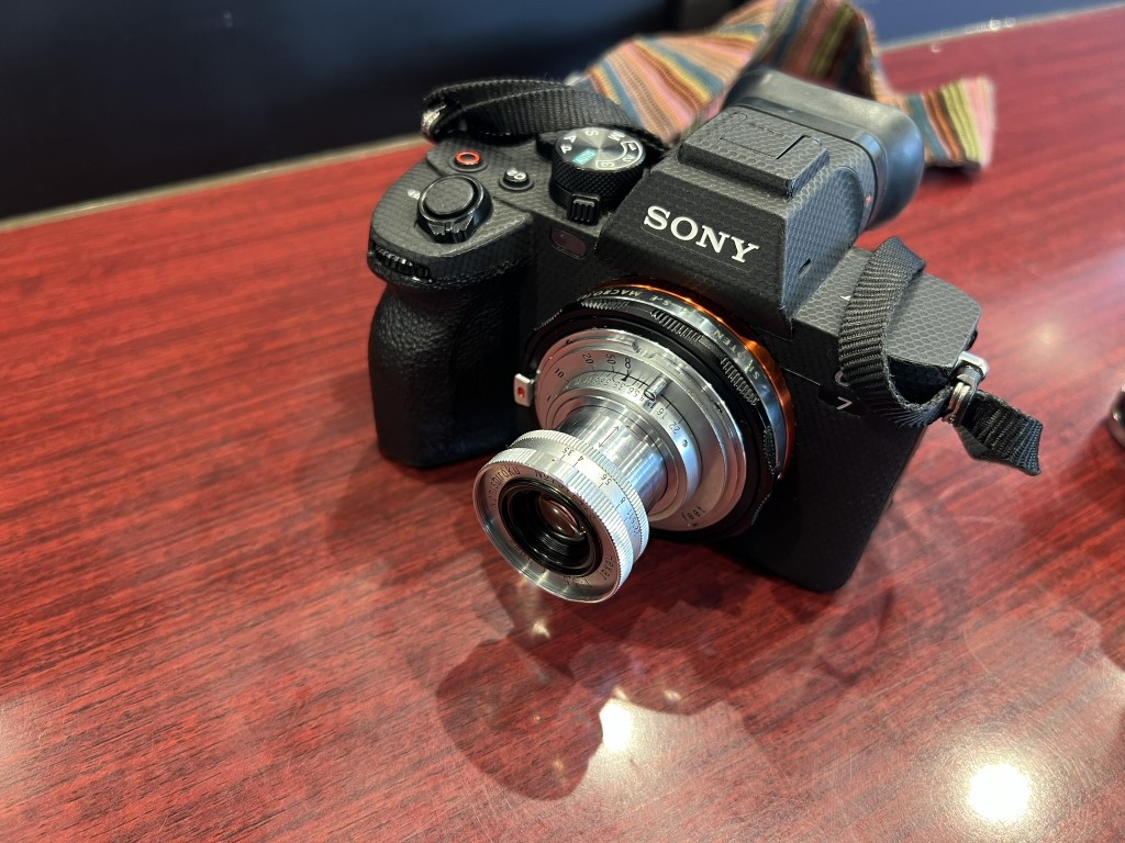 優しい光に包まれて。KONISHIROKU HEXAR（ヘキサー） 50mm f3.5作例