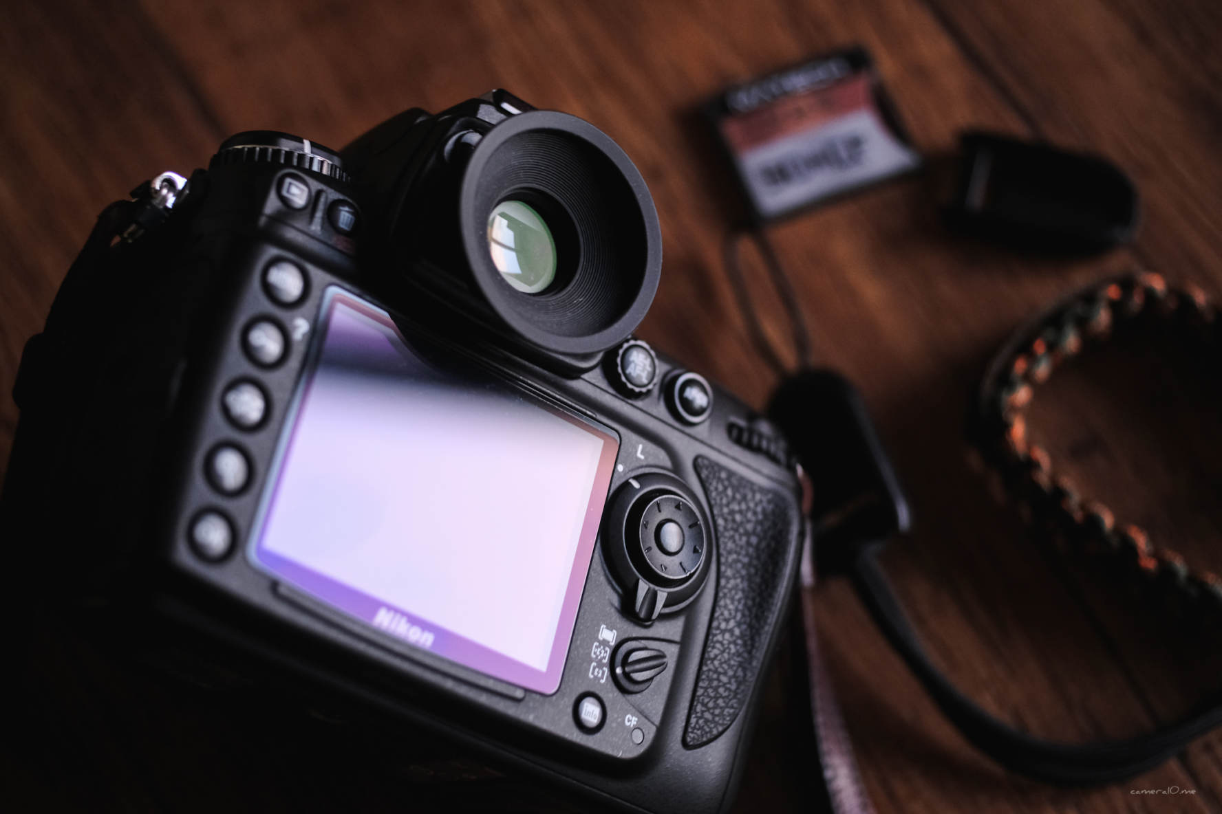 Nikon D700の中古を購入するにあたっての備忘録、アクセサリまとめ