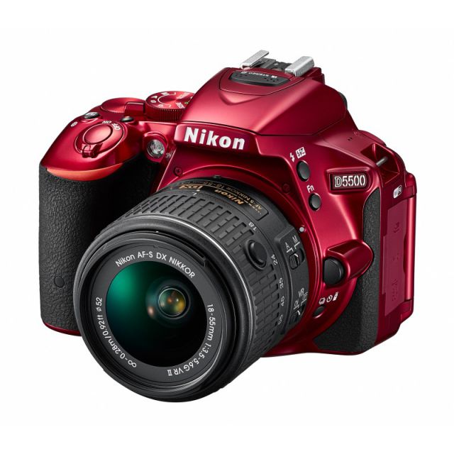 Nikon D5500！ニコン一眼レフ初のタッチパネル搭載！小型・軽量