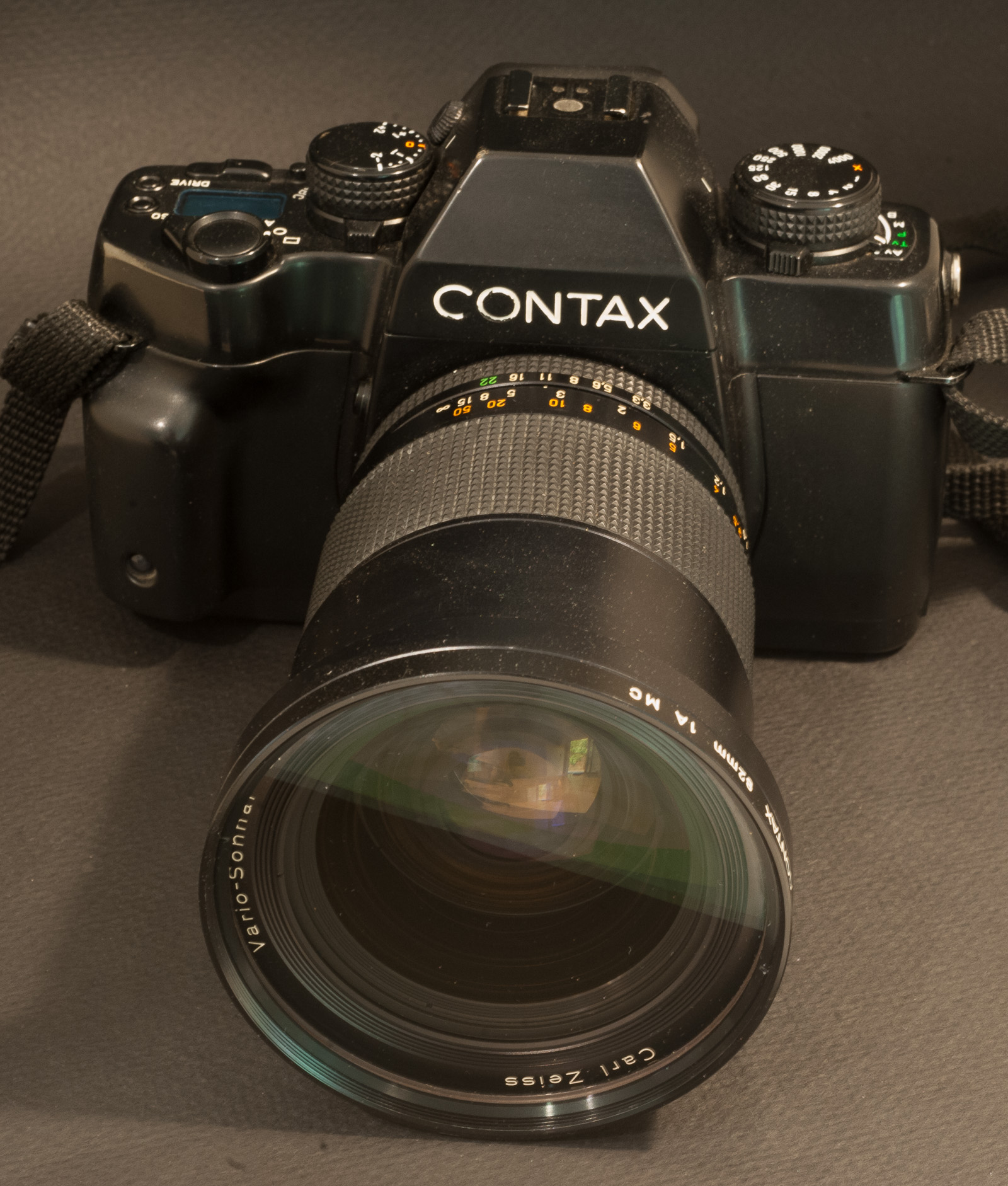 The Contax 35mm SLRs of the Yashica-Kyocera era – CamerAgX – a new