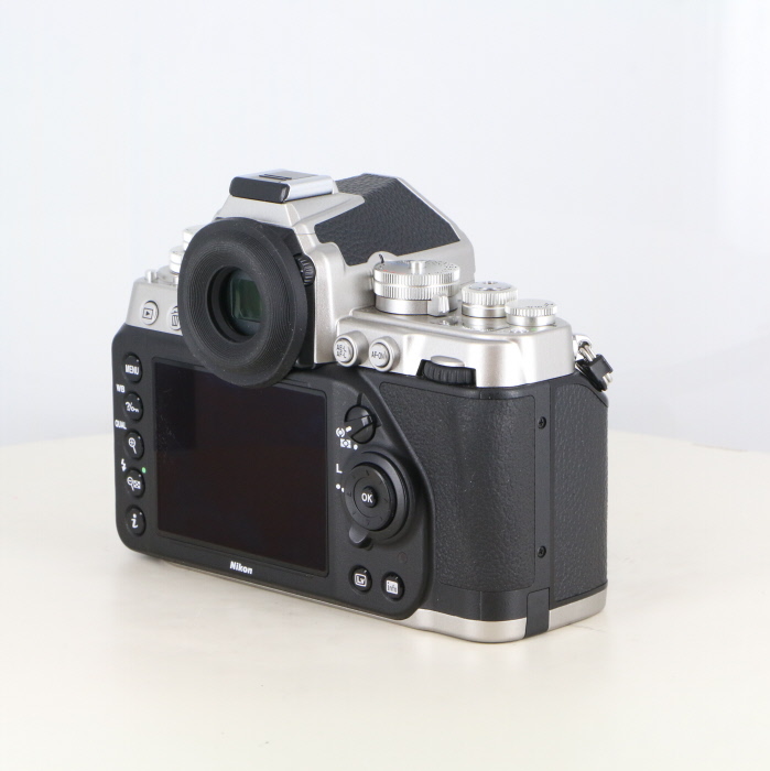 中古】(ニコン) Nikon Df ボディ シルバー｜ナニワグループオンライン