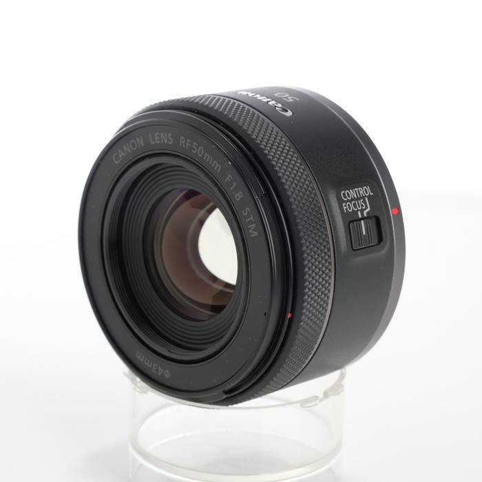 キヤノン RF50mm F1.8 STM