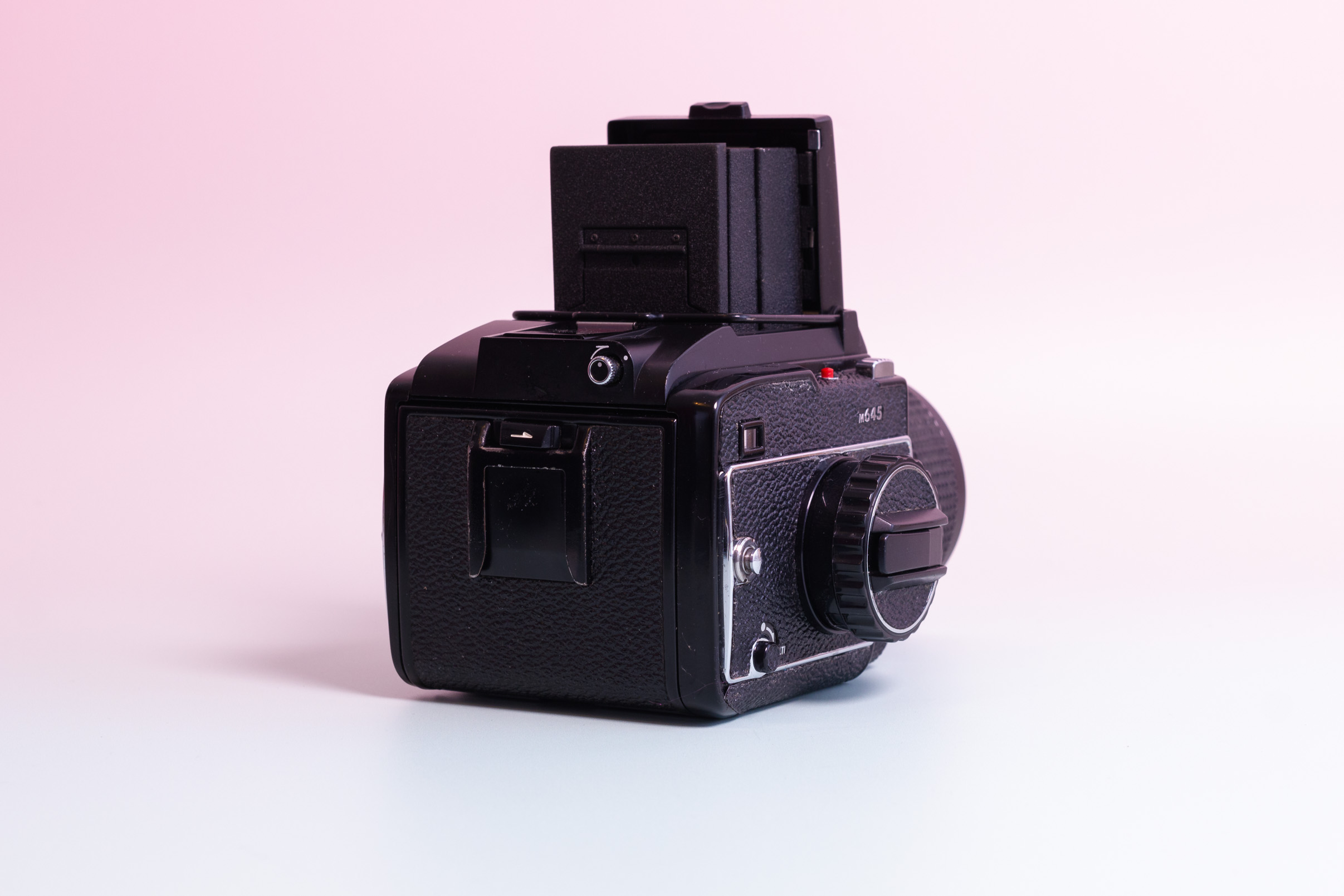 Mamiya M645 with Sekor C 80mm f1.9 lens – Camera Revival