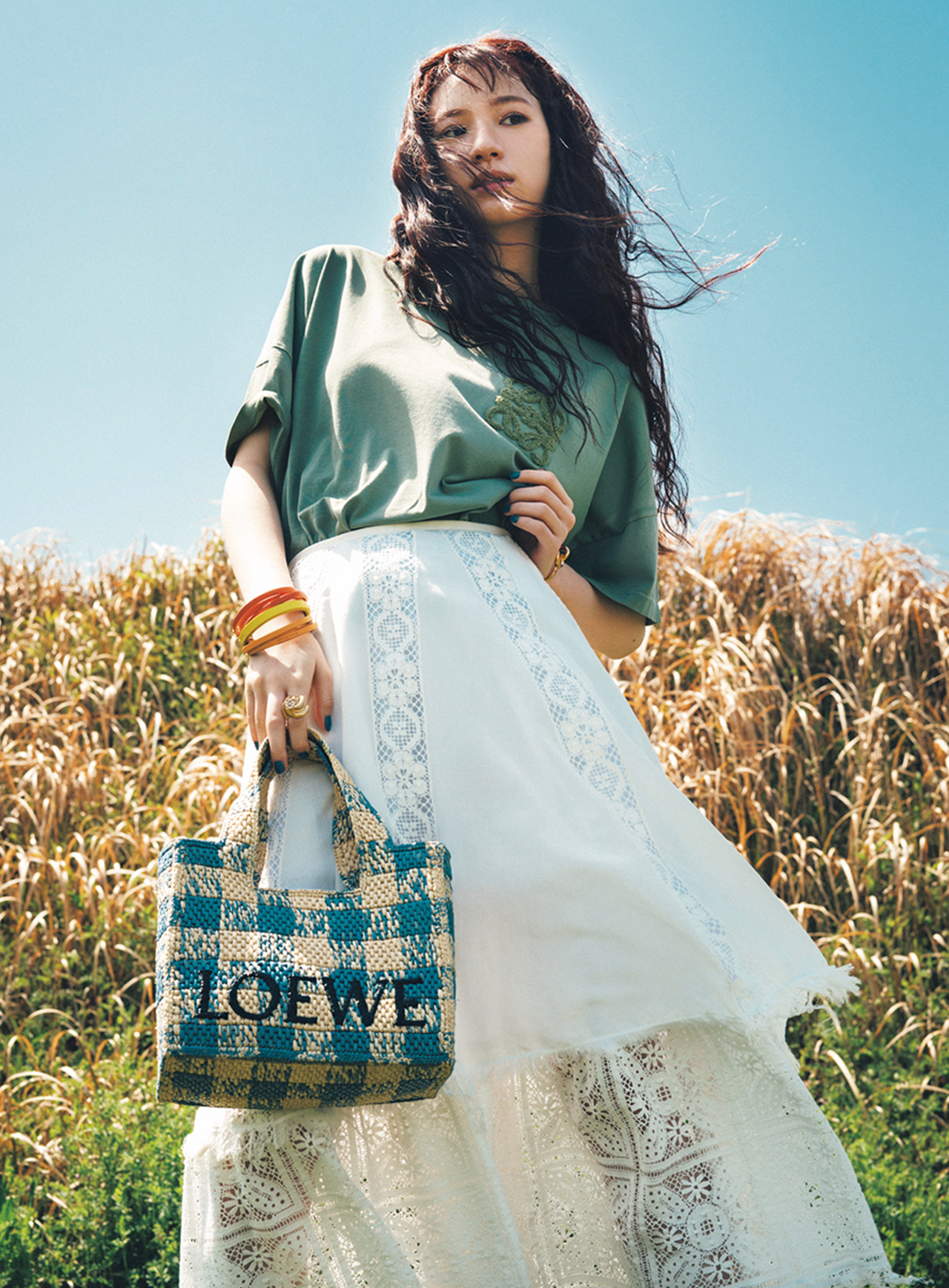 MIU MIU・LOEWE新作】ハイブランドの「カゴバッグ」で夏のおしゃれに差