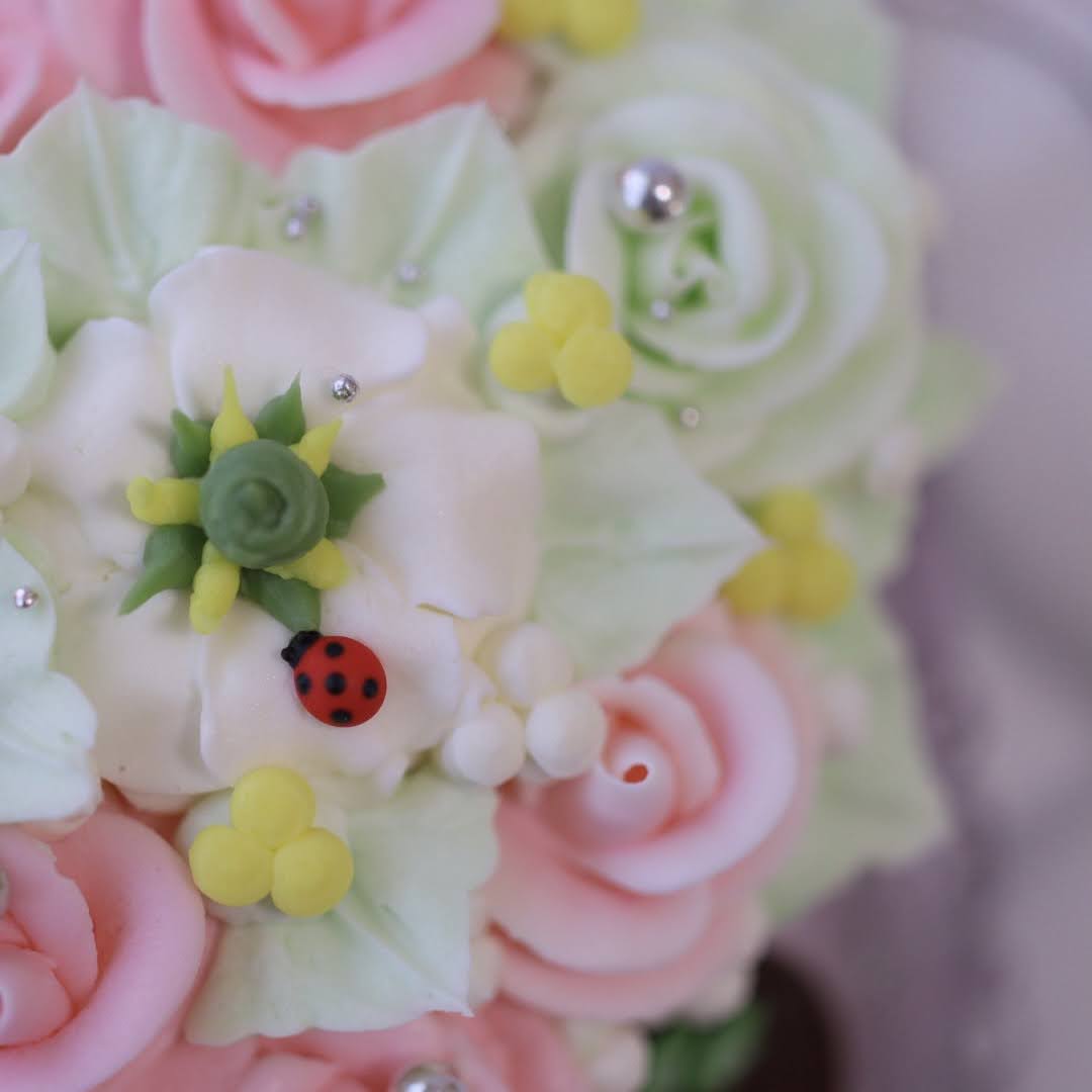 マロンケーキさま専用出品 ステンドグラスパネル 薔薇のハート 1点もの