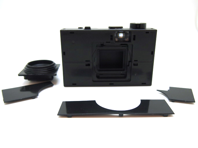 新発売のプラモデル式カメラ「LAST CAMERA」を作って試し撮りしました