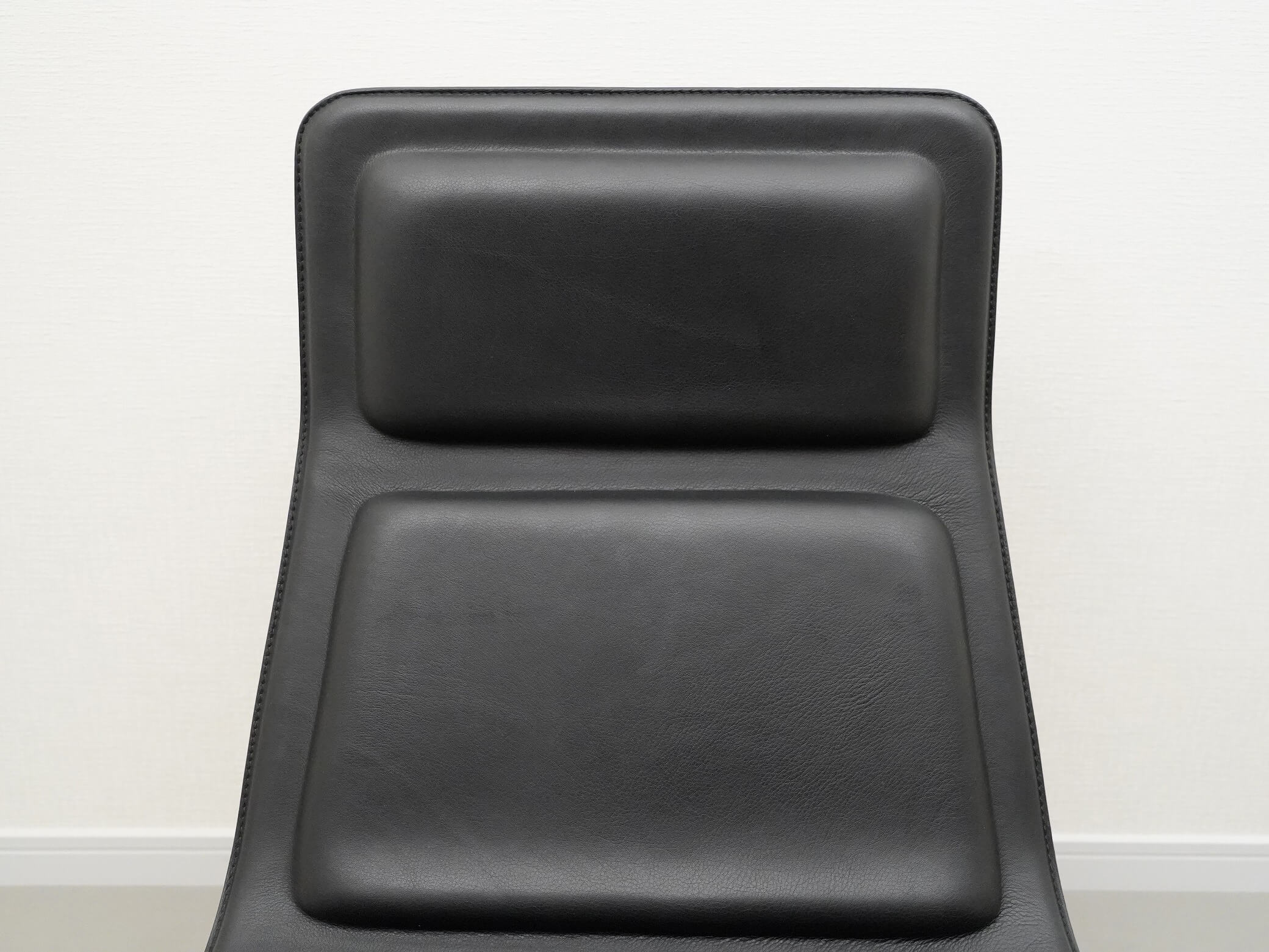 ローパッド ラウンジチェア ① ジャスパー・モリソン カッペリーニ