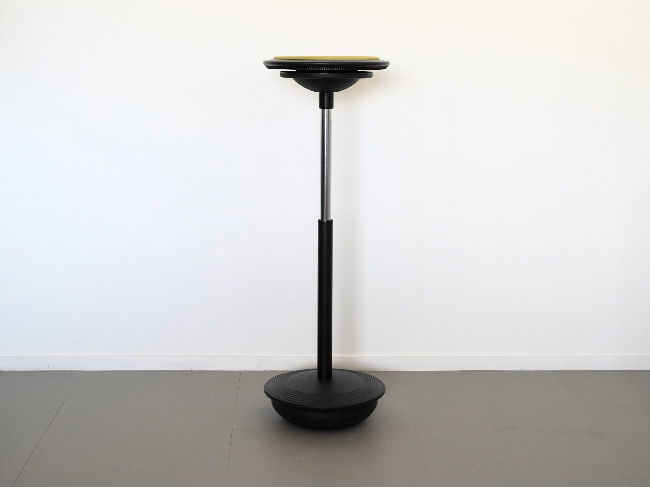 スティッツ 昇降スツール ハーフシーティングチェア ウィルクハーン