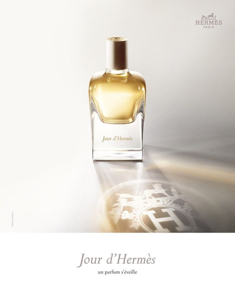 ジュール ドゥ エルメス｜自分の嗅ぎたい花が選べるように作られた〝光