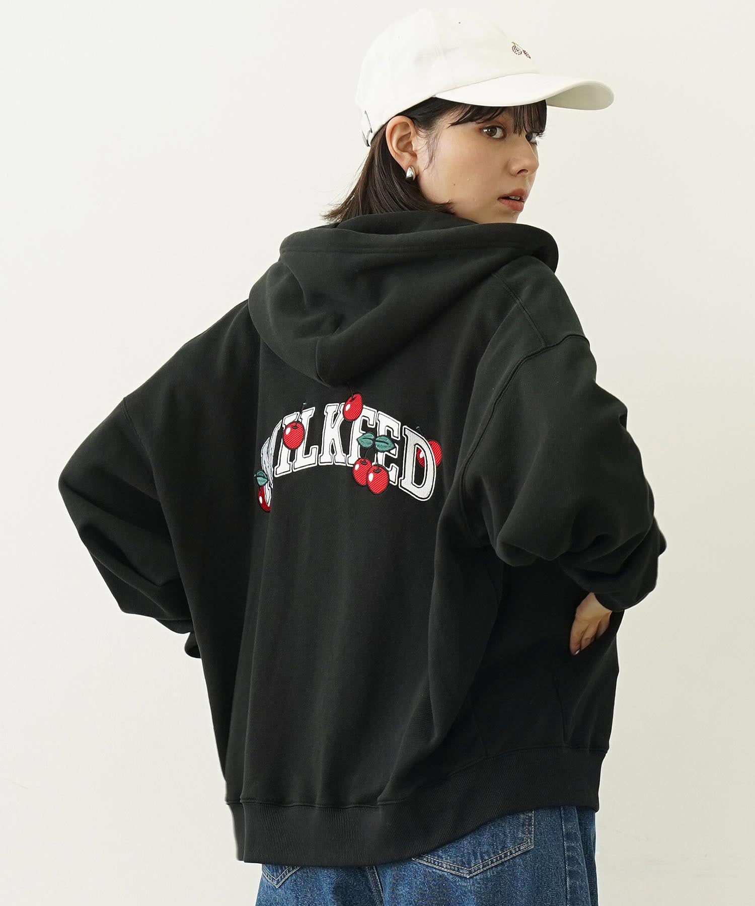 CHERRY COLLEGE LOGO ZIP UP HOODIE – calif（カリフ）公式サイト