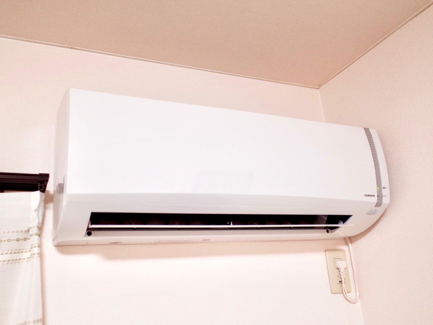 コロナのエアコンCHS-N2218Rレビュー | Calm tempo