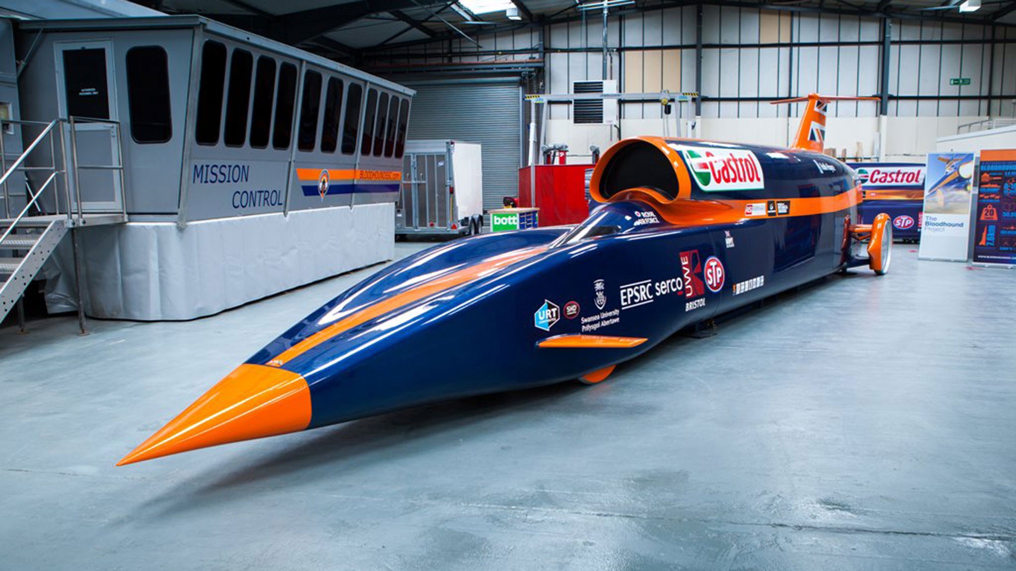 Bloodhound LSR seeks new driver in bid for 1000mph dream
