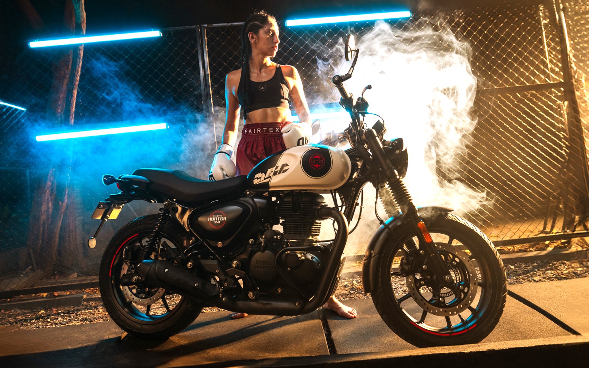 ロイヤルエンフィールド、「ハンター350」2025年モデル 東京の