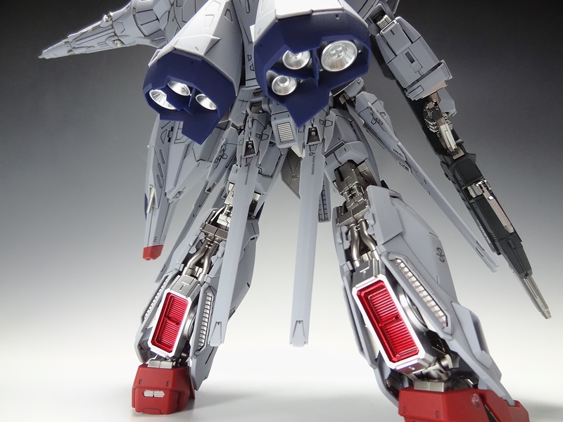 プレミアム完成品】バンダイ MG 1/100 プロヴィデンスガンダム